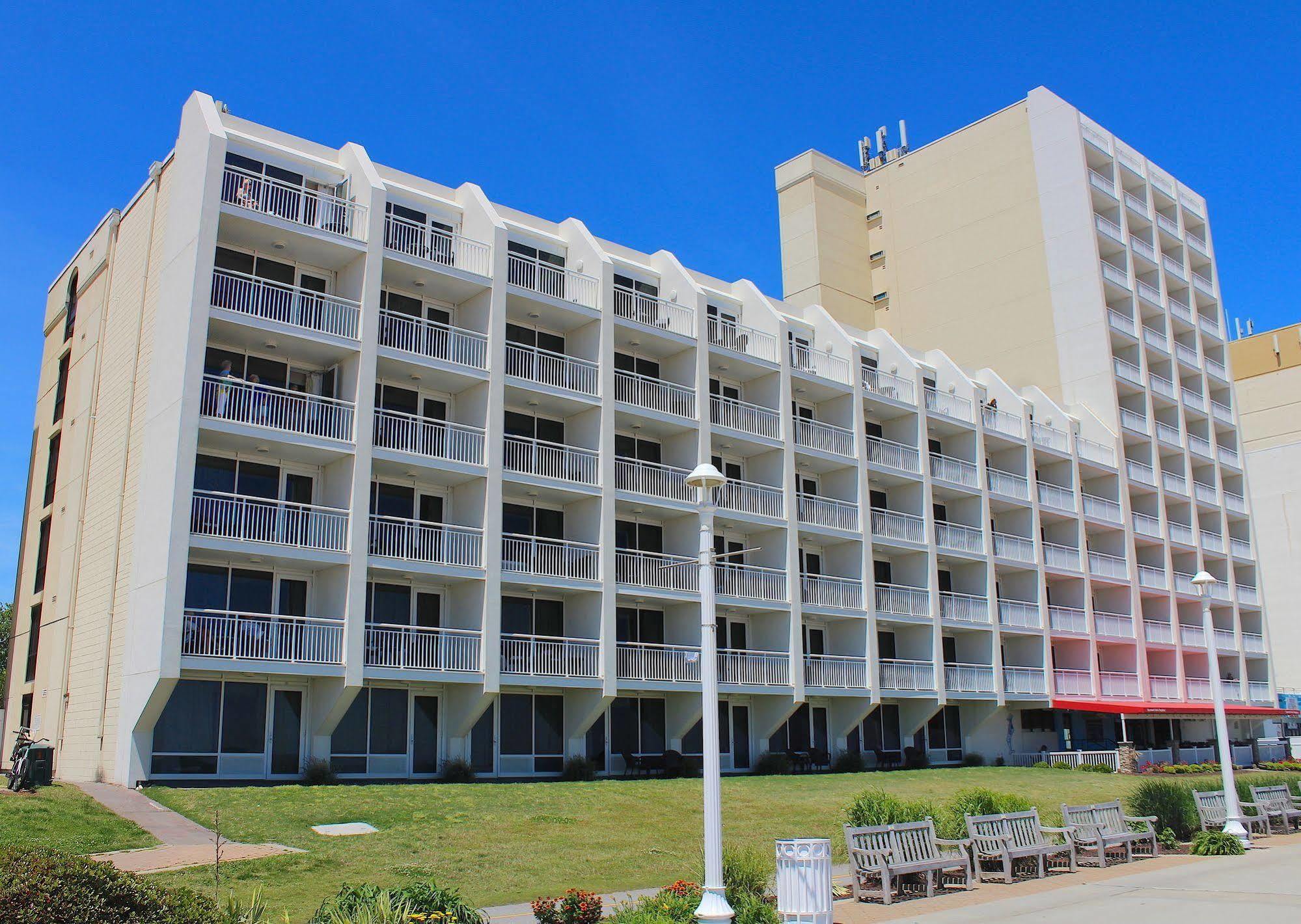 Ocean Sands Resort, Oceanfront, Virginia Beach By Vacatia Luaran gambar